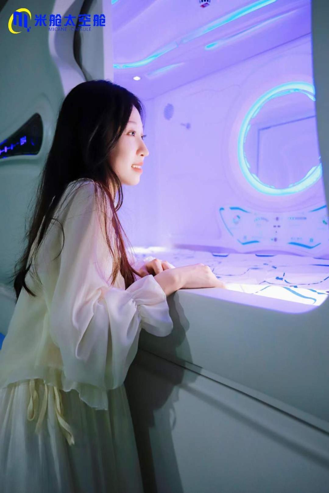 Panda Victor Space Capsule Hostel-Neo Nomad 贝尔格莱德 外观 照片